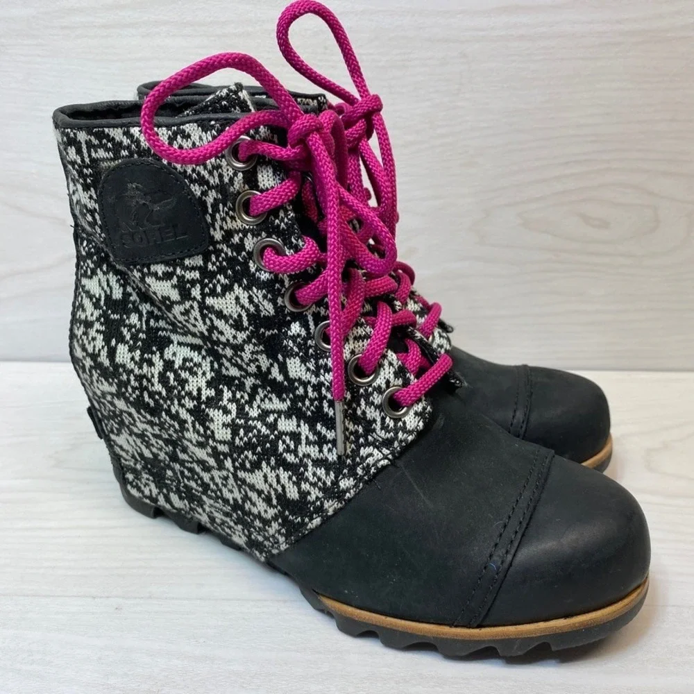 Sorel Womens 9.5 Lea Wedge Boots Knit Leather Black White Pink Lace NL2568-010